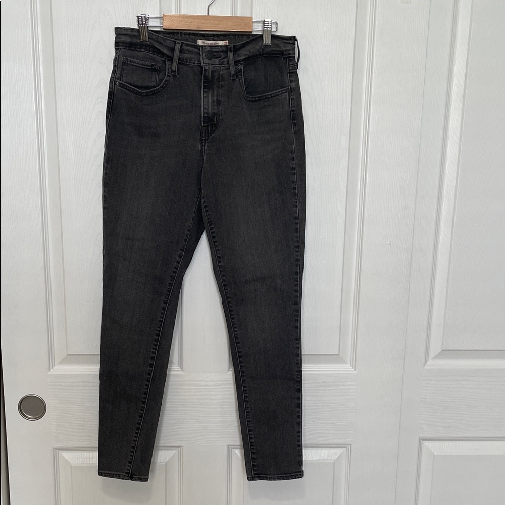 Levi's Women's 721 High Rise Skinny Jeans in Black Wash